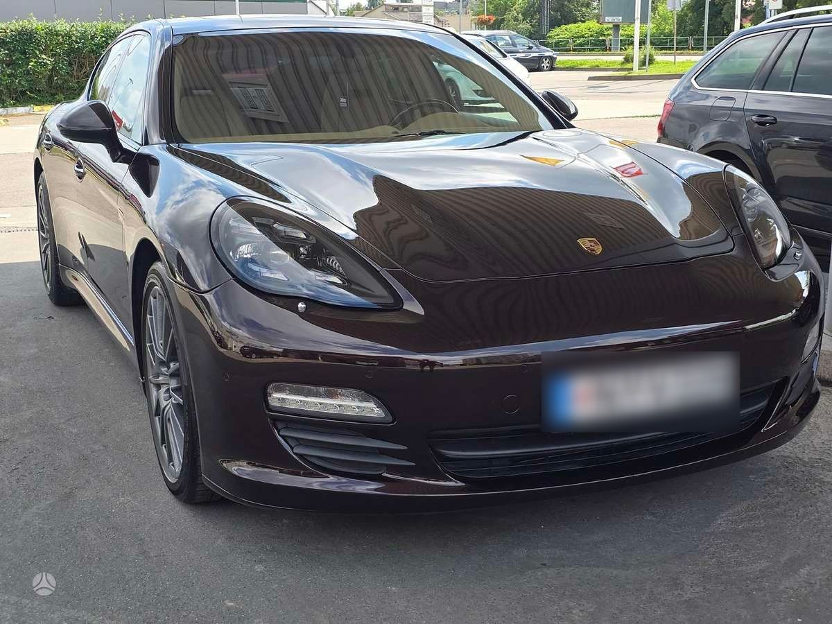 PORSCHE PANAMERA - 400 CH