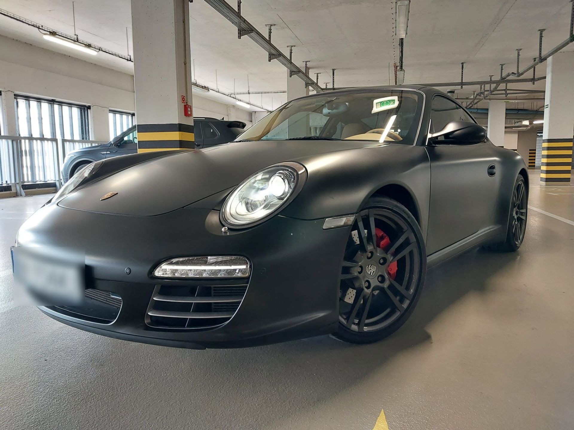 PORSCHE 911 CARRERA 4S 385 ch