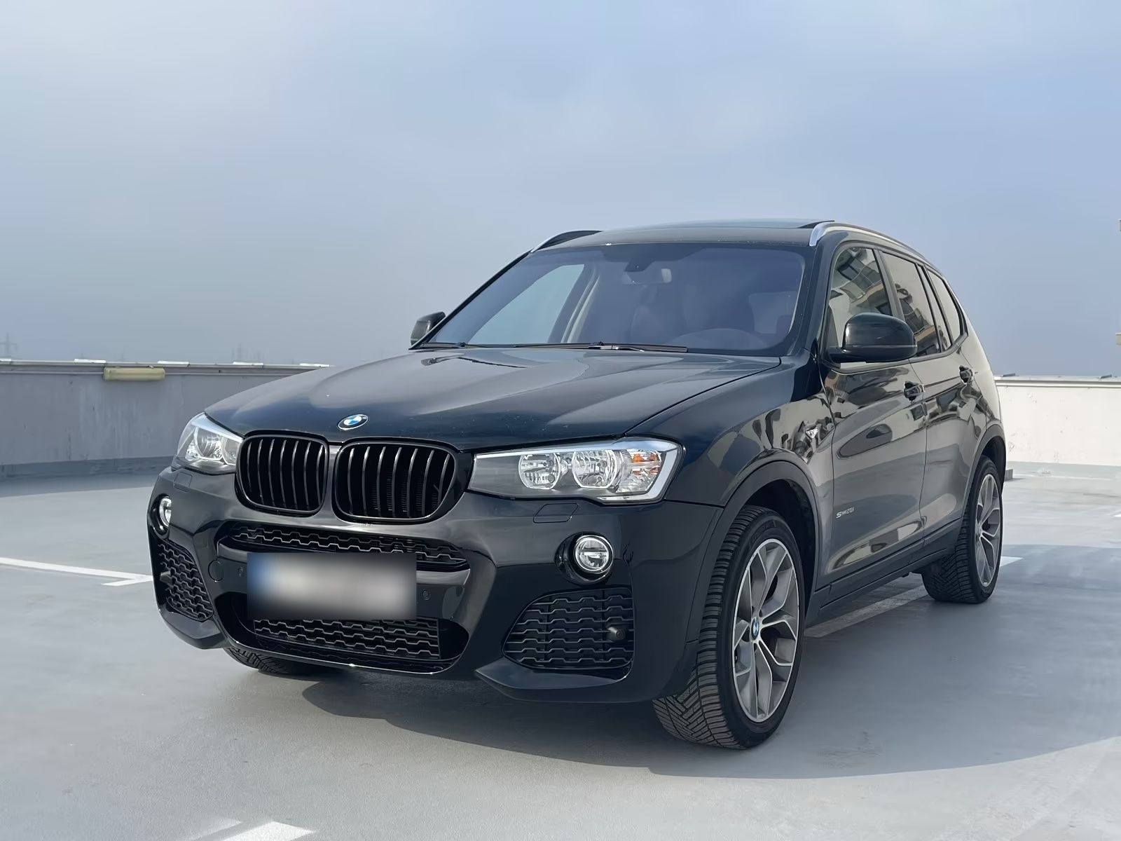 BMW X3 - FULL BLACK