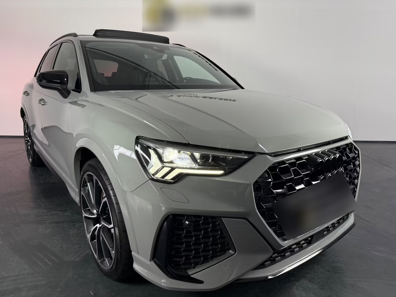 Audi RSQ3 - FULL OPTION