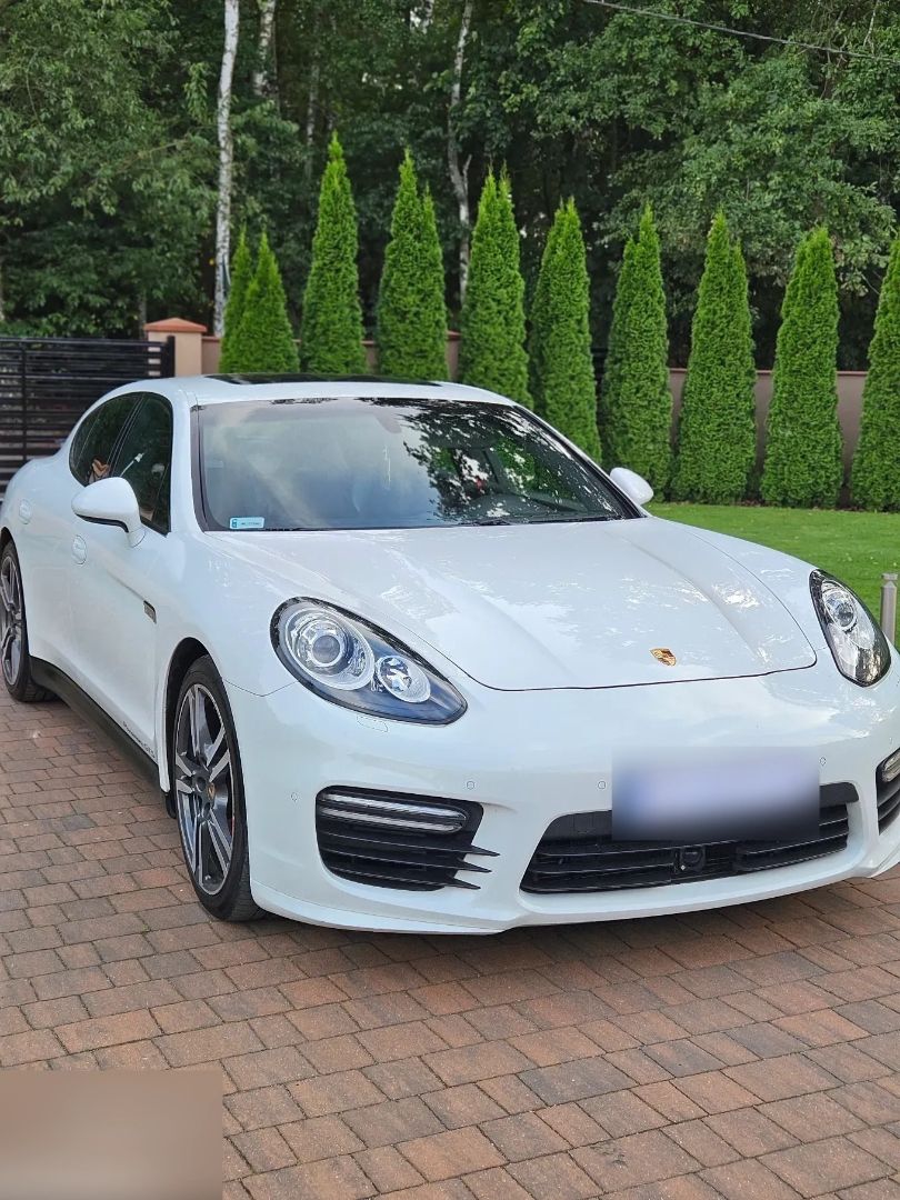 Porsche Panamera GTS - FULL OPTION - Porsche Panamera - SYC75