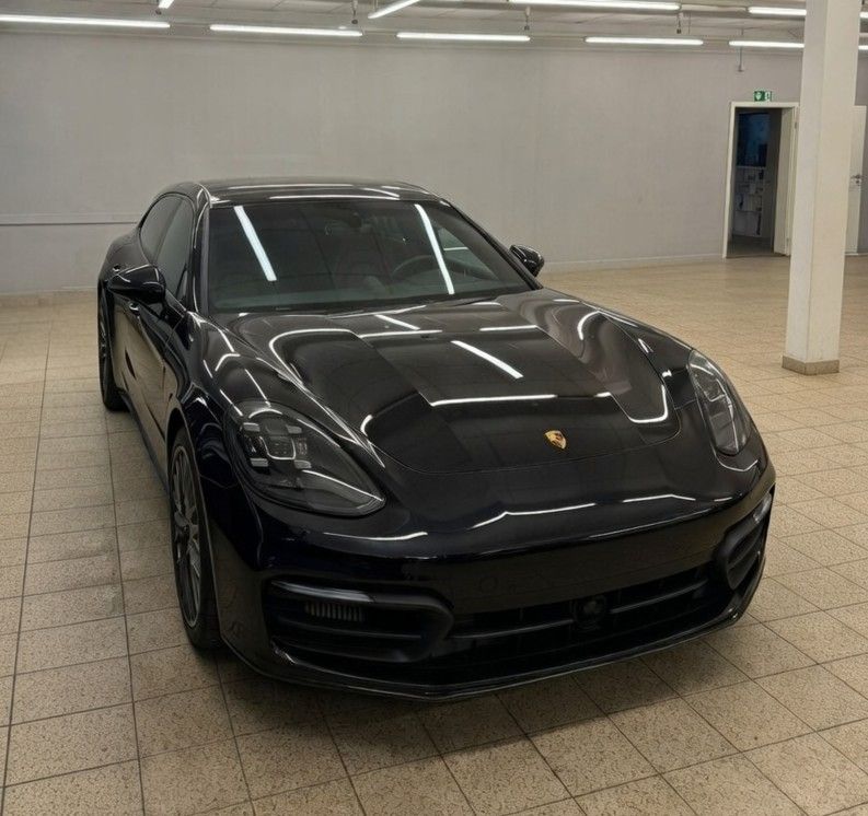 PORSCHE PANAMERA-FULL BLACK FULL OPTION - Porsche Panamera - SYC75