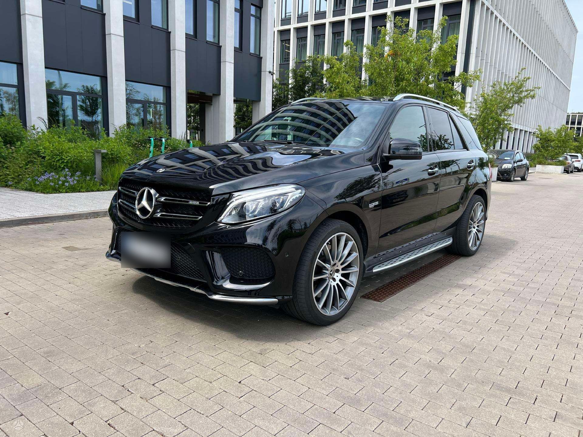 MERCEDES-BENZ FULL BLACK - FULL OPTION - Mercedes Classe GLE - SYC75