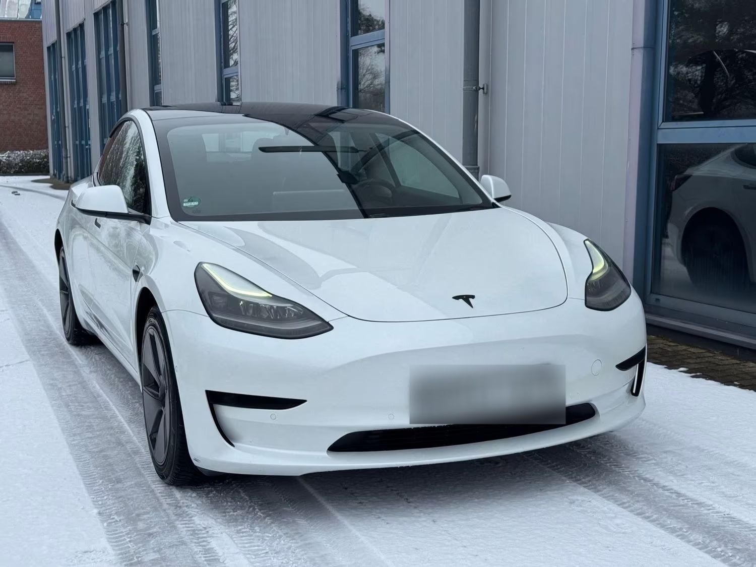 Tesla Model 3 - 325 CH - Tesla Model 3 - SYC75