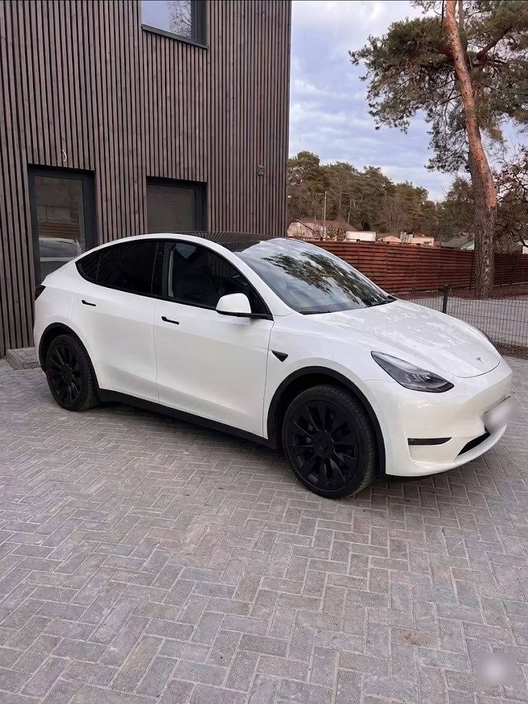 Tesla Model Y-347 Ch - Tesla Model Y - SYC75