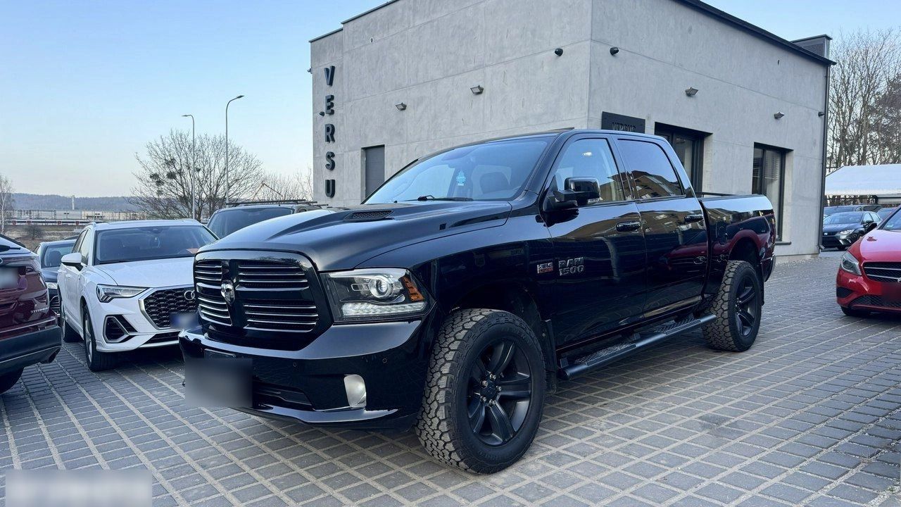 Dodge RAM FULL BLACK - FULL OPTION - Dodge RAM - SYC75