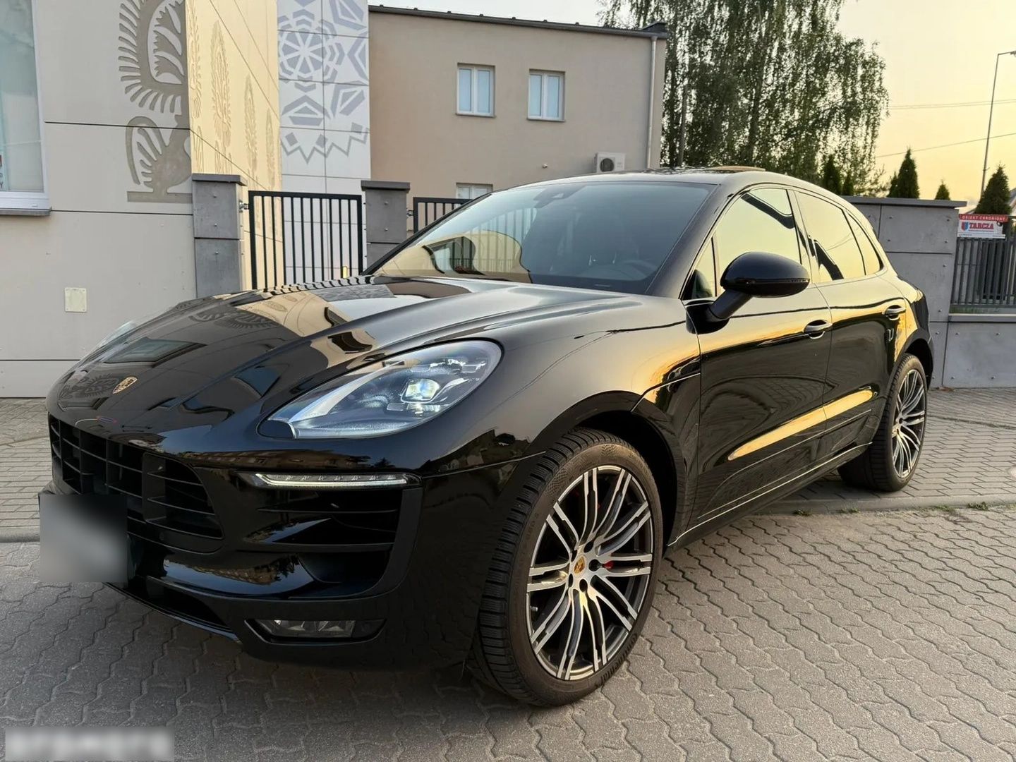 PORSCHE MACAN GTS FULL BLACK - FULL OPTION