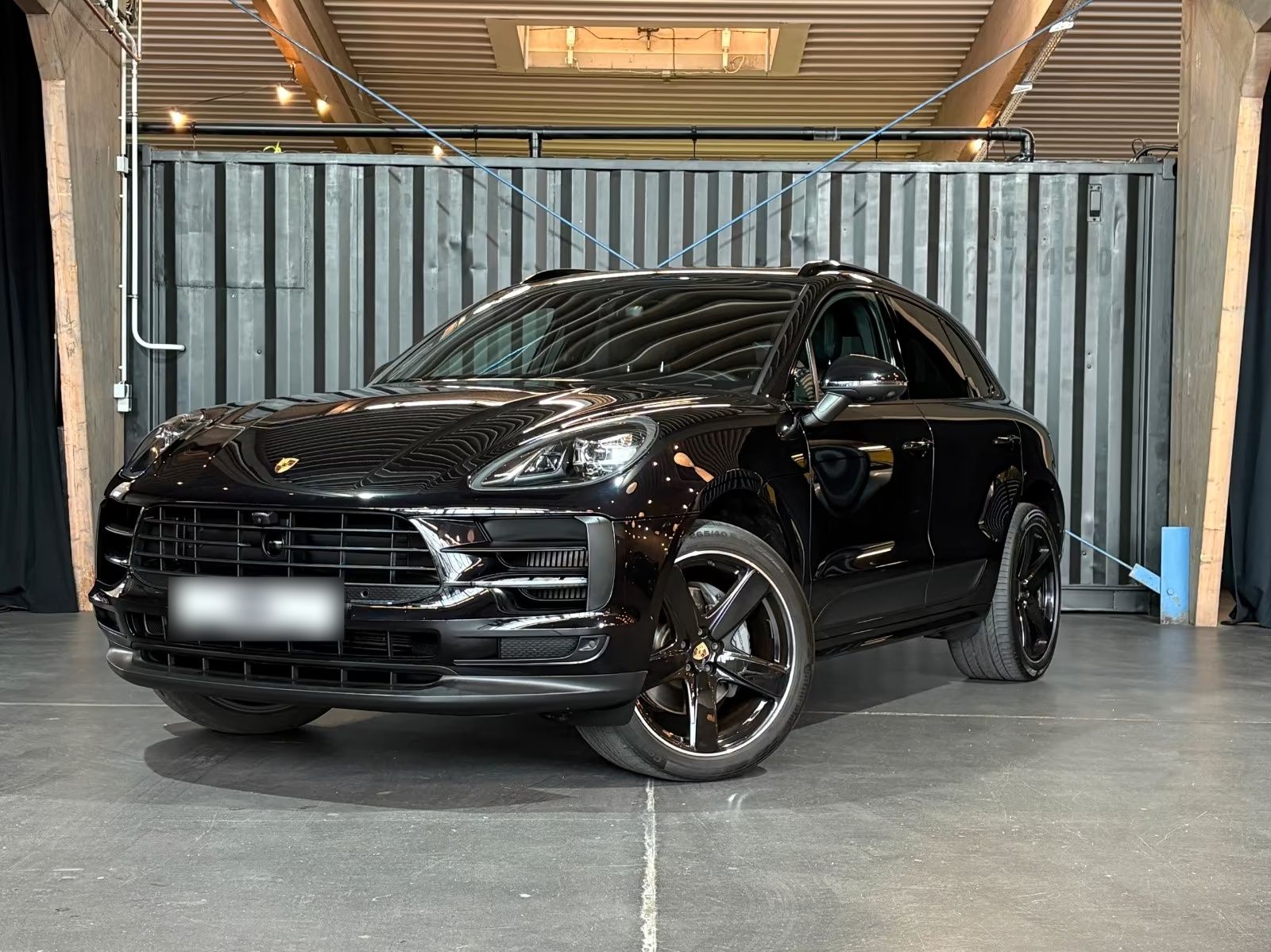 PORSCHE MACAN FULL BLACK - FULL OPTION - Porsche Macan - SYC75