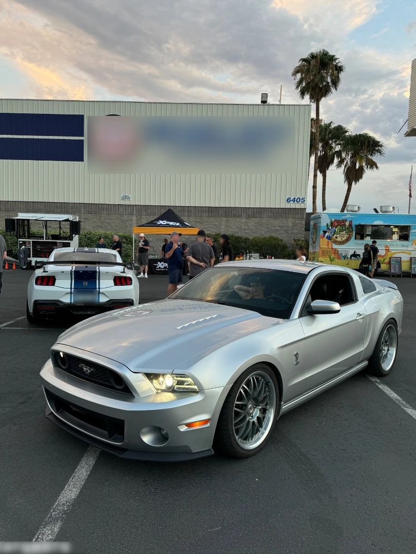 FORD MUSTANG - 421 CH - Ford Mustang - SYC75