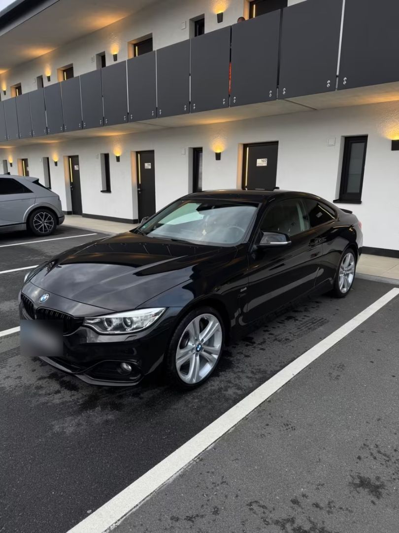 BMW SERIE 4 - FULL BLACK - BMW Série 4 - SYC75