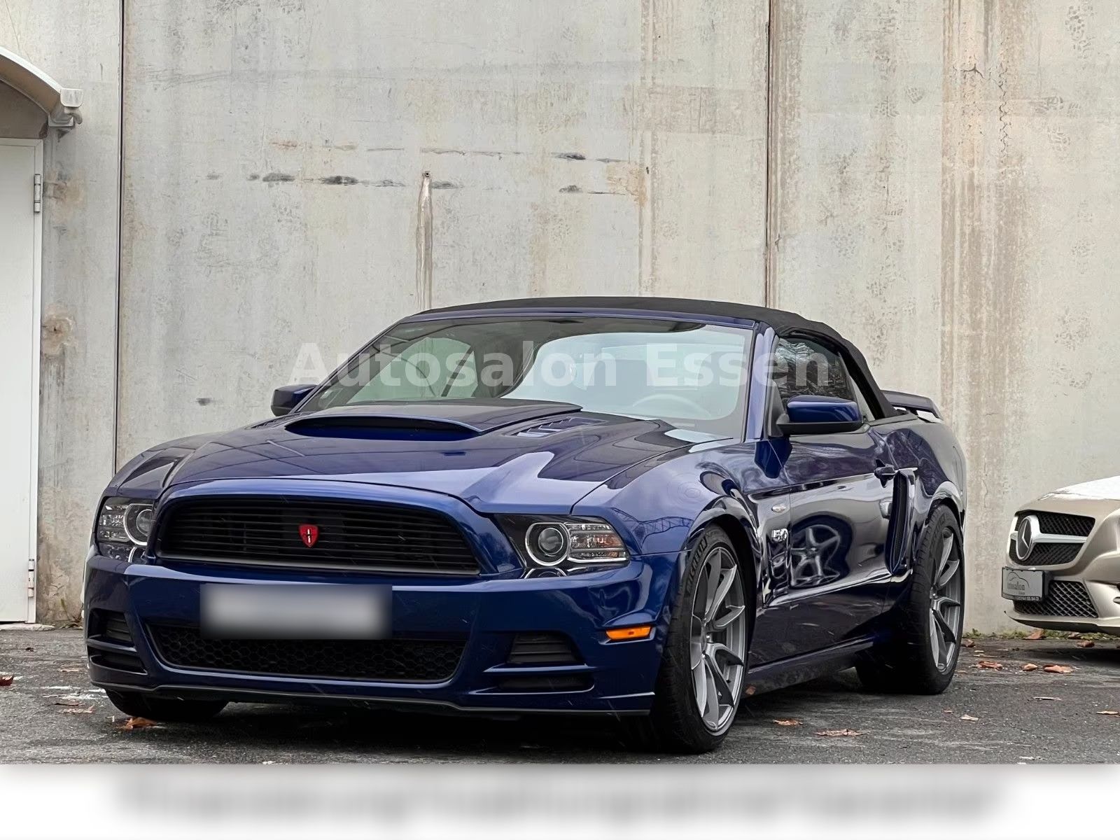 FORD MUSTANG - FULL OPTION