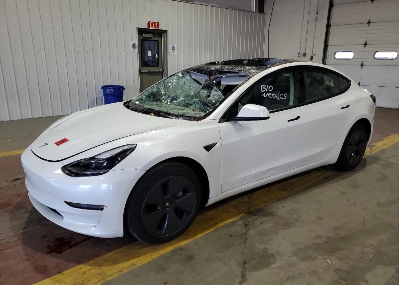 TESLA MODEL 3 STANDARD RANGE - 325 CH - Tesla Model 3 - SYC75
