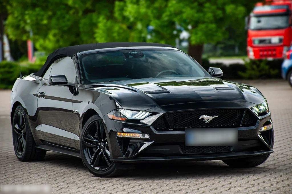 FORD MUSTANG 5.0 V8 GT FULL BLACK- FULL OPTION - Ford Mustang - SYC75