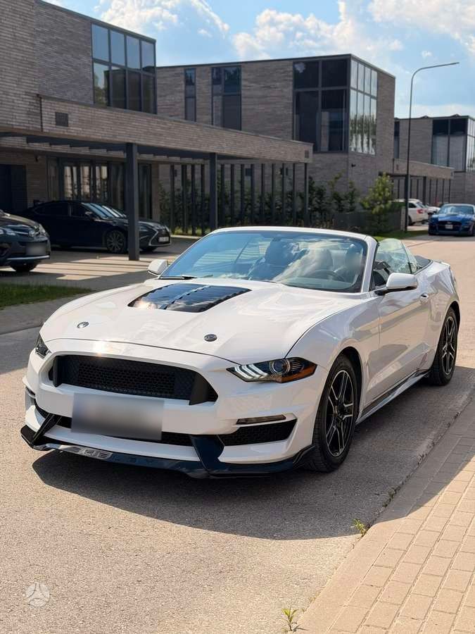 FORD MUSTANG - FULL OPTION
