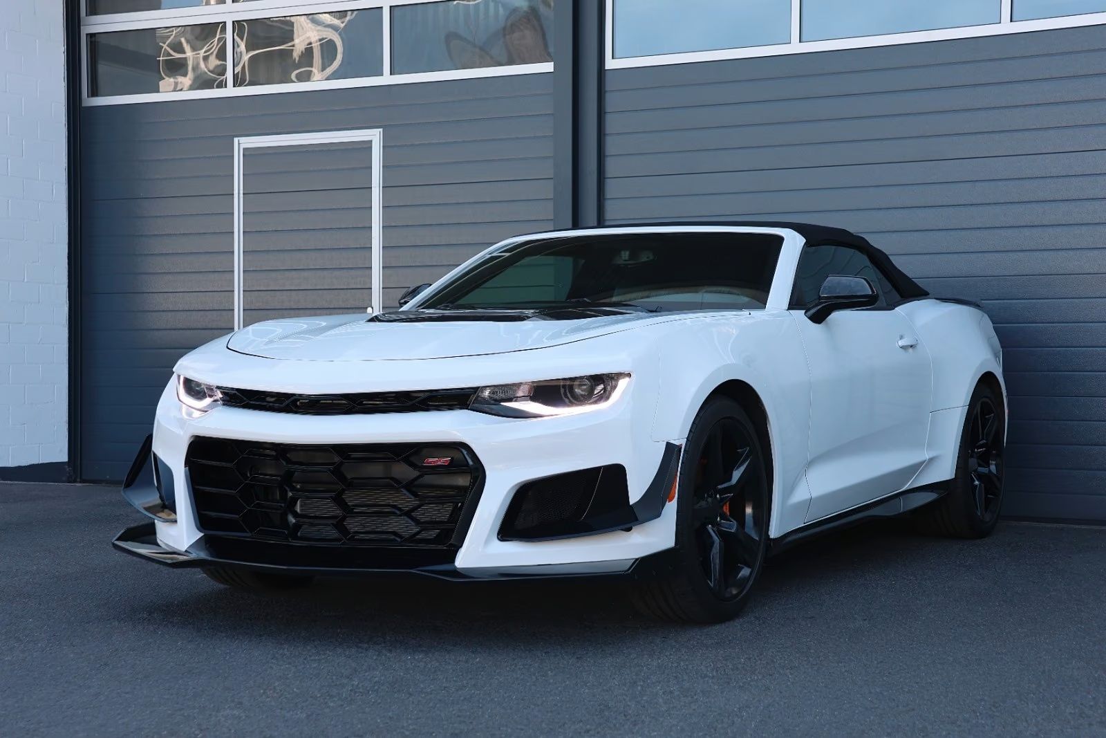 Chevrolet Camaro - FULL OPTION - Chevrolet Camaro - SYC75