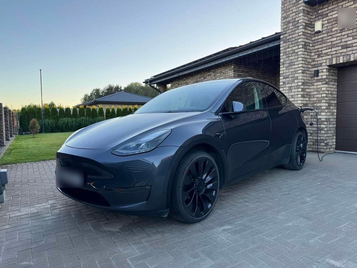 Tesla Model Y Dual Motor - 514 CH - Tesla Model Y - SYC75
