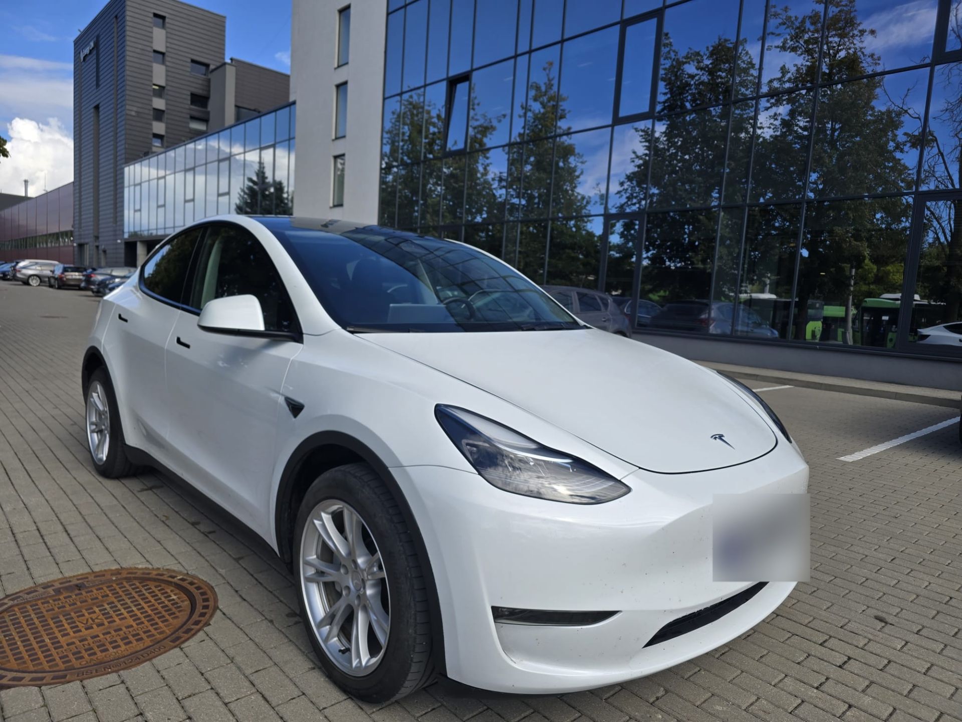Tesla Model Y Dual Motor Long Range AWD - 514 CH - Tesla Model Y - SYC75