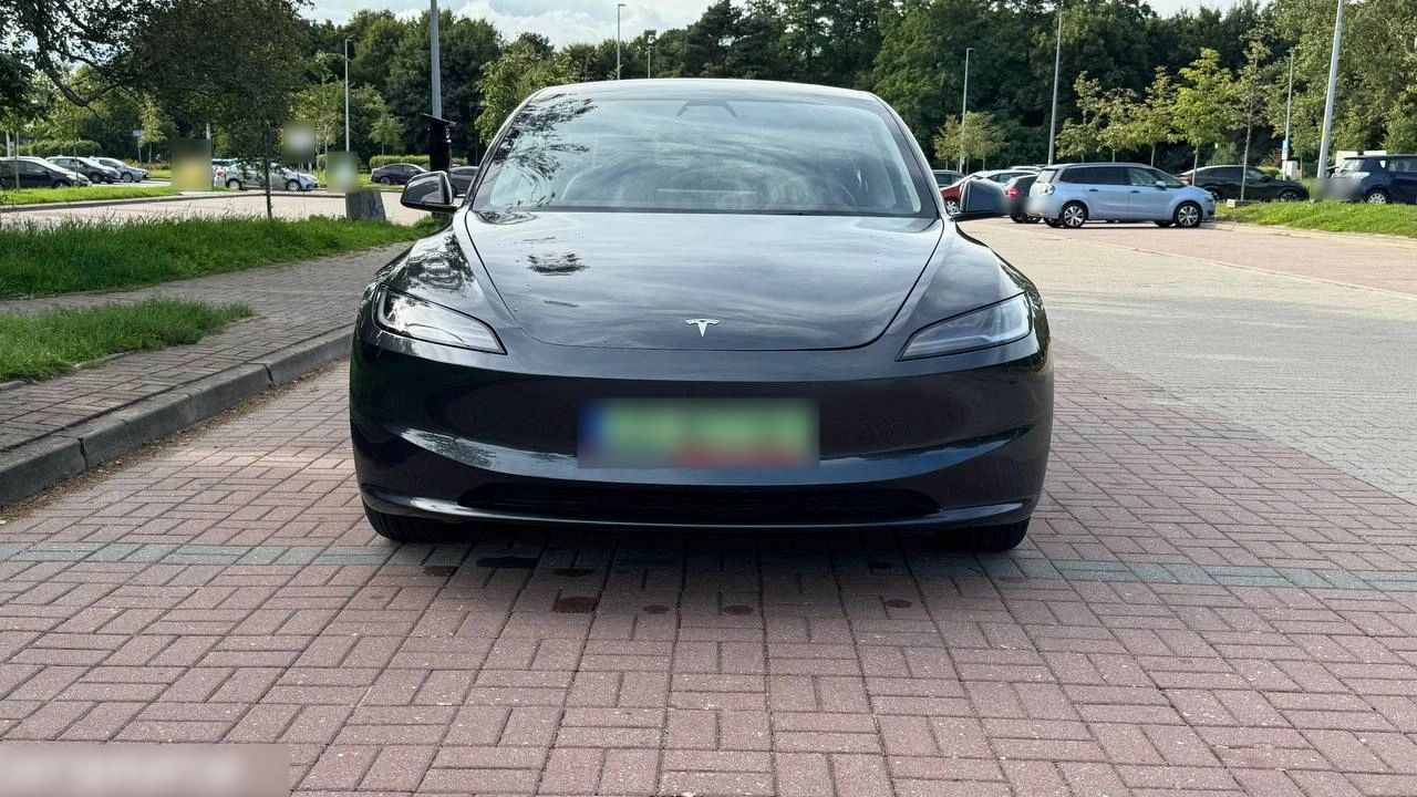 Tesla Model 3 - Tesla Model 3 - SYC75