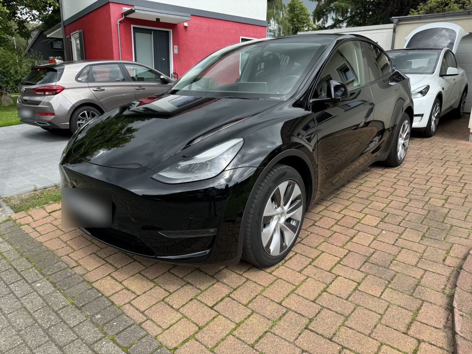 Tesla Model Y Long Range Dual Motor AWD - FULL BLACK - Tesla Model Y - SYC75