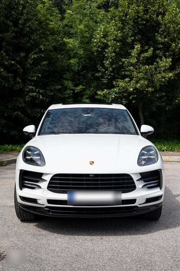 Porsche Macan 2.0 L- FULL BLACK - Porsche Macan - SYC75