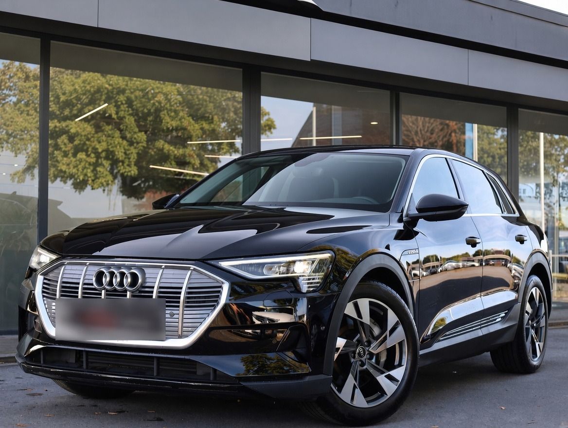 Audi e-tron 50 quattro -FULL BLACK - Audi e-tron - SYC75